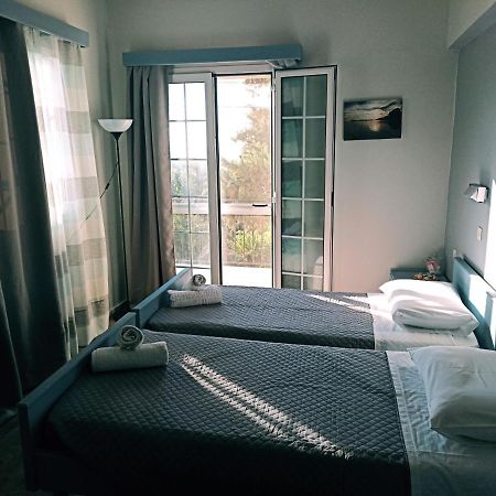 Barbagiannis Studios Myrties Екстериор снимка